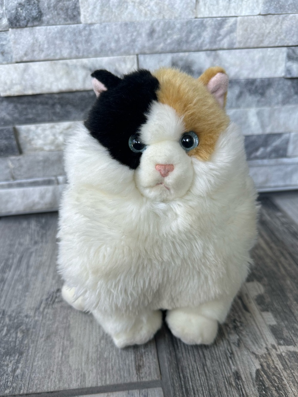 Aurora World Fat Cats Munchy Calico Cat Plush 9.5" Stuffed Animal Fluffy Toy